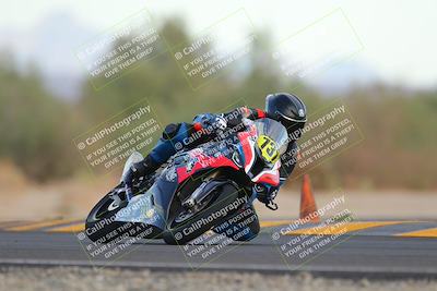 media/Sep-24-2022-CVMA (Sat) [[a45f954247]]/Race 14 Amateur Supersport Open/